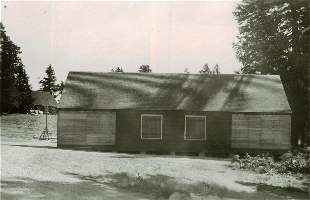 Concessioner Cabins At Rim Village In Crater Lake Np 1942